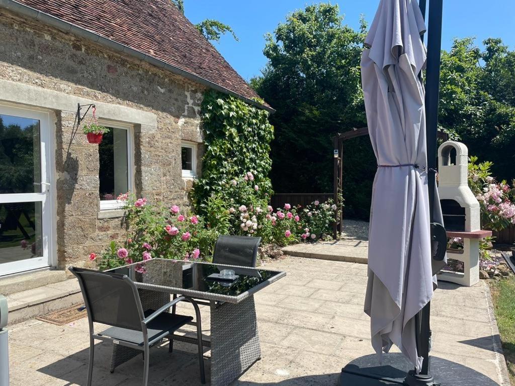 Gite Des Roses Le Grais Exterior photo